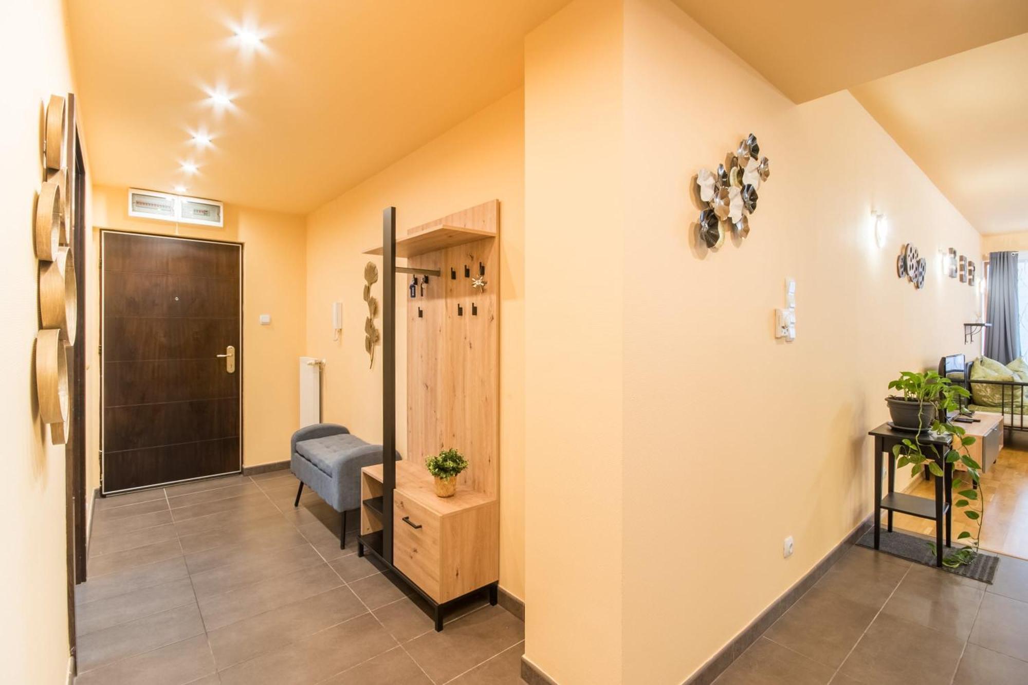 Very Central - Large - Balcony - Comfy Apartment Budapest Exterior photo